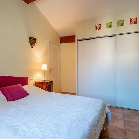 Maison De Village Sérignan