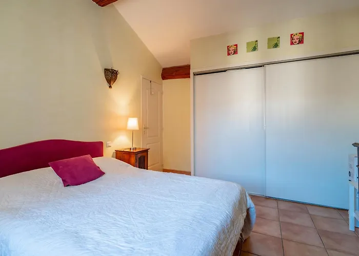 Maison De Village Sérignan